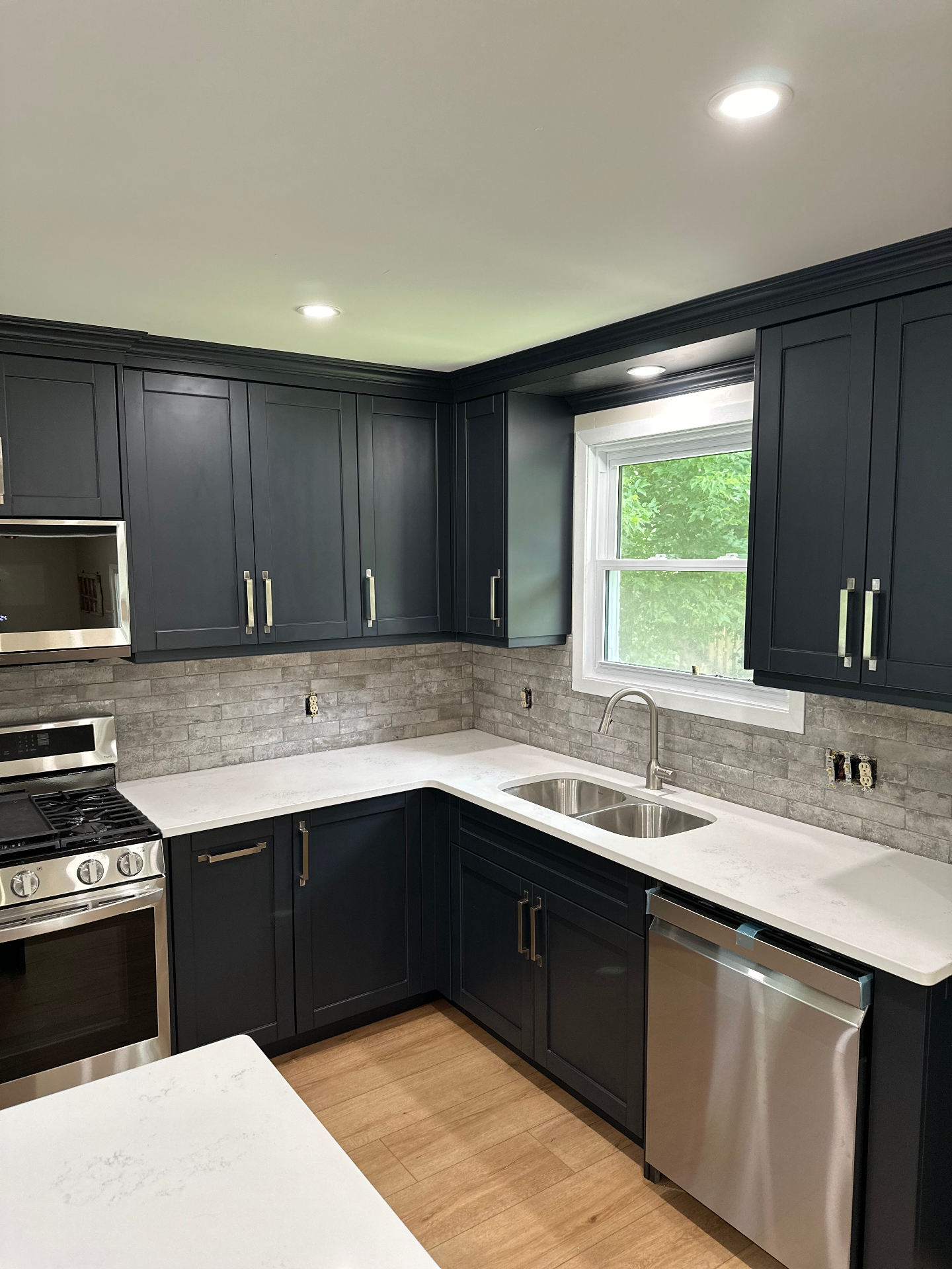 Dark cabinet kitchen